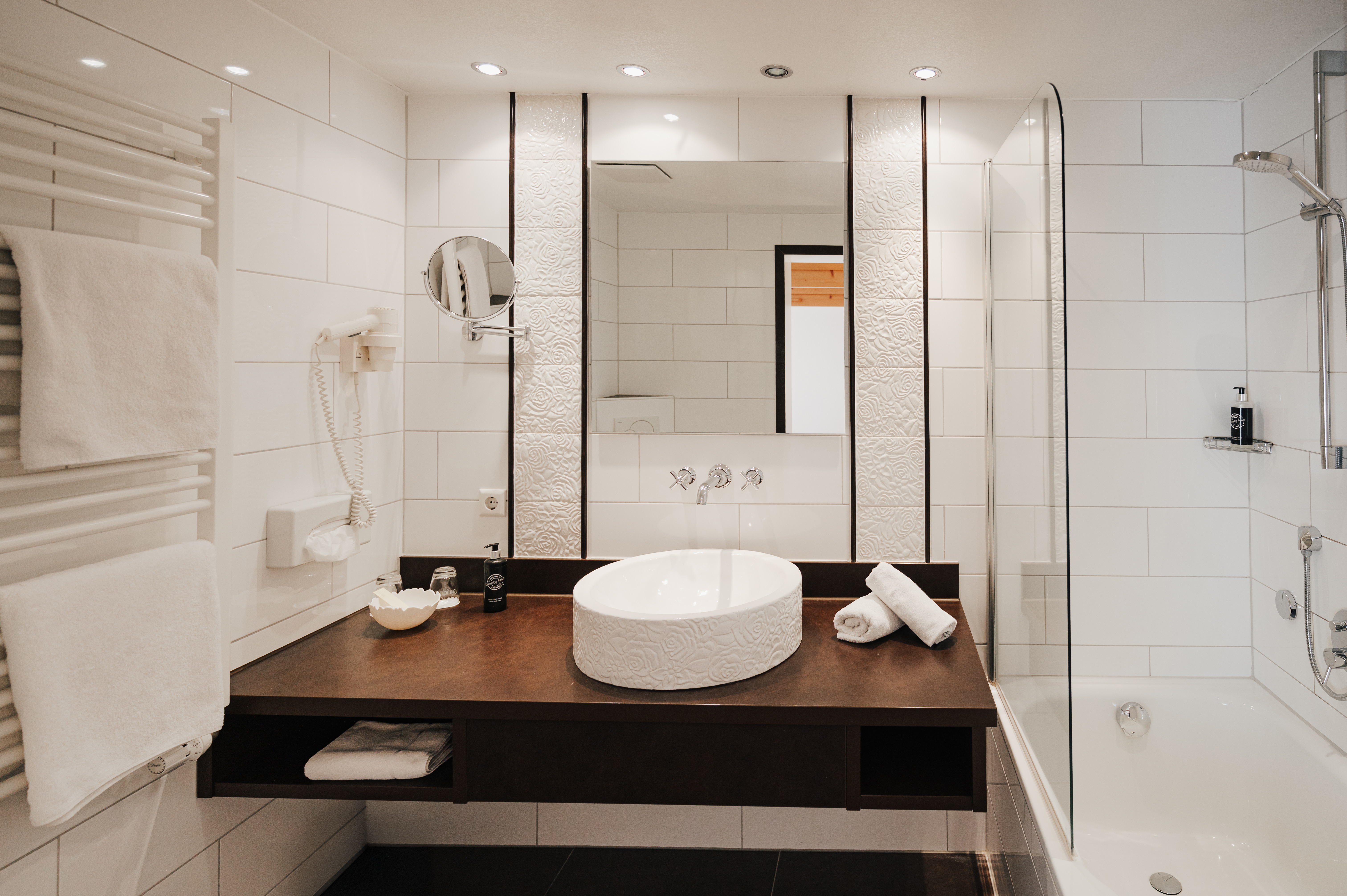 WILLKOMMEN HOTEL ZUR ROSE