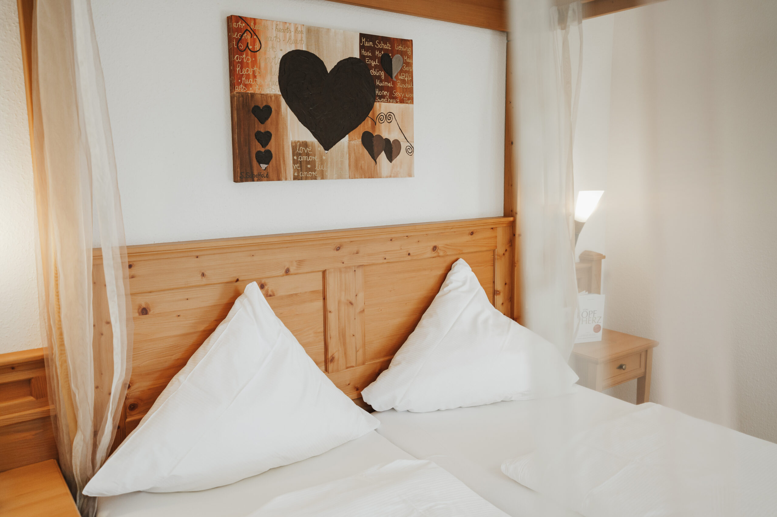 WILLKOMMEN HOTEL ZUR ROSE